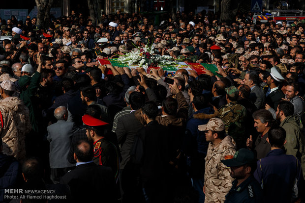 تشییع پیکر مطهر شهید مدافع حرم «وحید فرهنگی والا» در تبریز