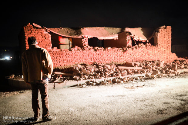وضعیت روستاهای غرب کشور در نخستین شب پس از زلزله کرمانشاه