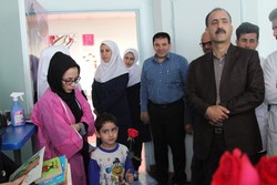 مراسم قصه‌خوانی برای کودکان بستری در بیمارستان «شهید رحیمی» برگزار شد