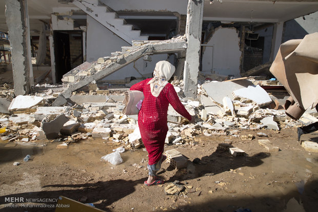 Earthquake damage in Sarpol-e-Zahab