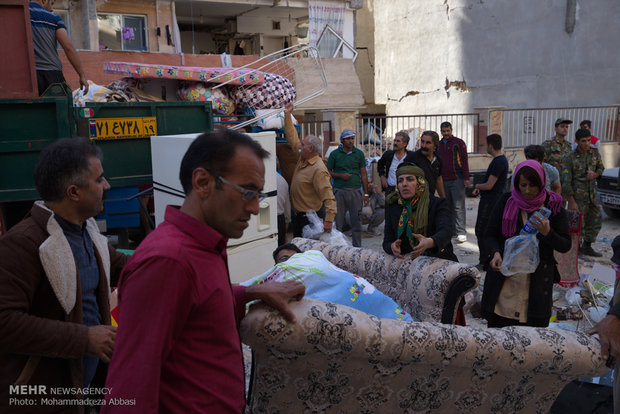 Earthquake damage in Sarpol-e-Zahab