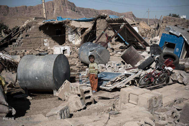 نصاب تازه همدلی در زلزله مناطق کُردنشین/۵مطالبه‌ رهبری از مسئولان