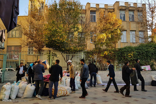 جمع آوری کمک های مردمی در استان مرکزی برای مناطق زلزله زده