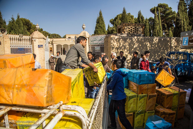 Zoroastrians send aid to quake-hit fellow Iranians