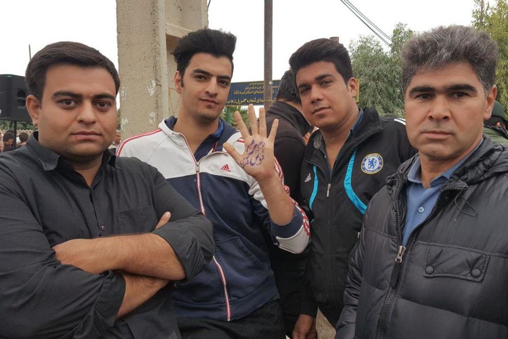 رهبر انقلاب برای بازدید از مناطق زلزله زده درکرمانشاه حضور یافتند 1 پایگاه خبری ججین پایگاه خبر ججین