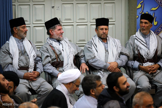 Leader receives Basij commanders, forces