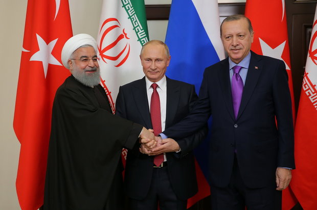 ایران،روسیه وترکیه تاشکست نهایی تروریستها به همکاری ادامه می دهند