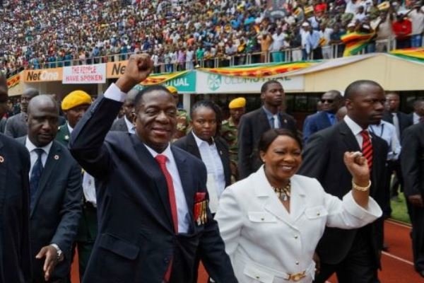 زمبابوے میں پُرتشدد مظاہرے، صدر کا غیرملکی دورہ منسوخ