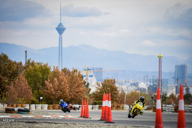 چهارمین راند مسابقات موتورسواری قهرمانی سرعت کشور 