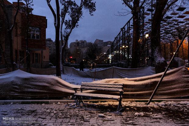 1st autumn snow covers Tabriz