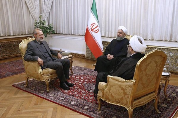 Iranian heads of 3 branches summit kicks off