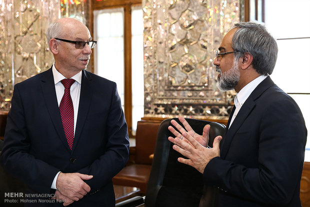 Larijani, Lewandowski meet in Tehran