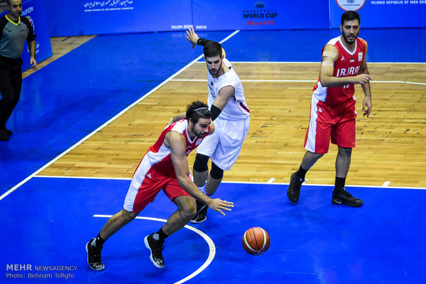 فوز ساحق للمنتخب الايراني على القطري في تصفيات آسيا كرة السلة