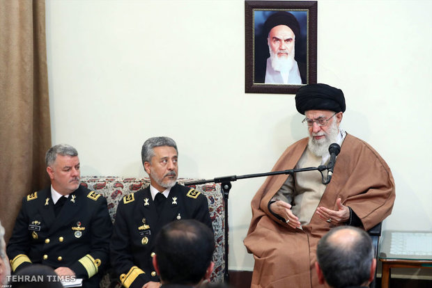 Commanders and officials of the Naval Forces meet with Ayatollah Khamenei