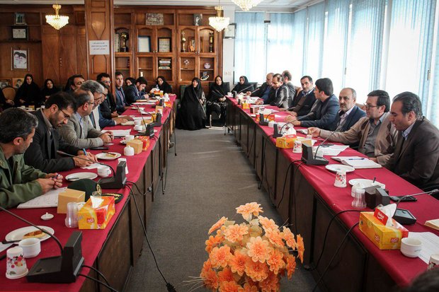 بانک‌ها در پرداخت تسهیلات اقتصاد مقاومتی همکاری نمی کنند