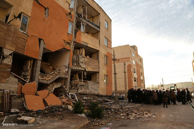 ۲ گروه جهادی از گلستان به مناطق زلزله زده کرمانشاه اعزام شدند 