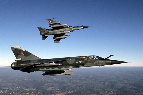 حمله موشکی به ۲ فرودگاه سوریه توسط جنگنده های اسرائیل صورت گرفت