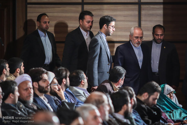 Foreign Minister Zarif addresses ‘Dawn of Truth’ Conference 