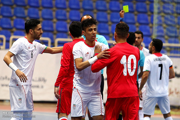 Iran wins over Kazakhstan at Isfahan Futsal Tourney