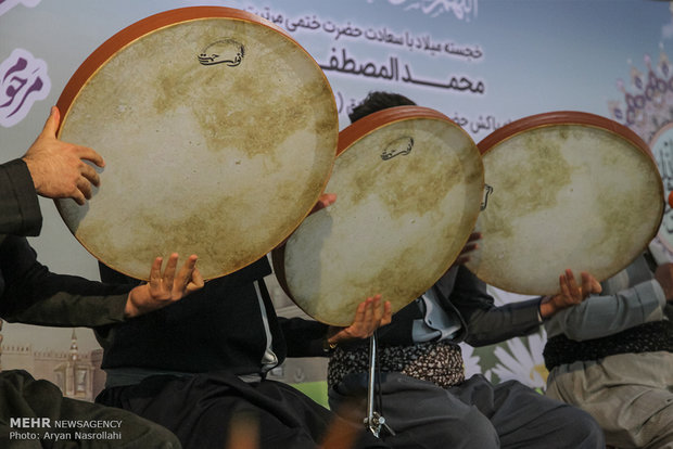 بزرگترین مولودی خوانی کشور