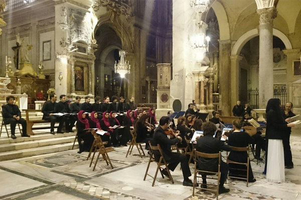 Choir of Tehran Symphony Orchestra performs in Rome 