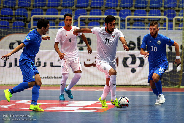 Iran wins over Kazakhstan at Isfahan Futsal Tourney