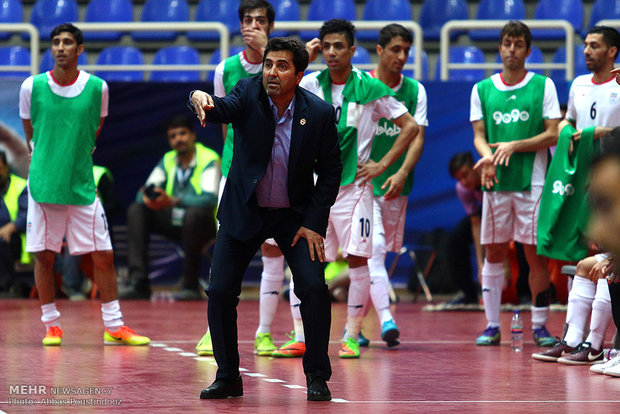 Iran wins over Kazakhstan at Isfahan Futsal Tourney