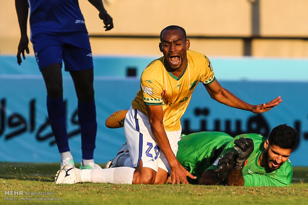 مهاجم برزیلی نفت آبادان به فولاد خوزستان پیوست