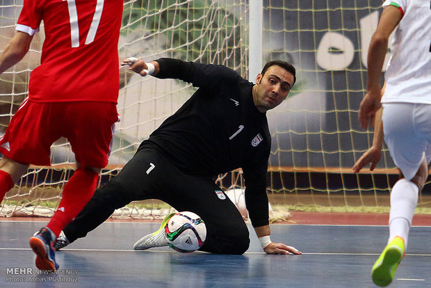 Iran beats Russia at Isfahan Futsal Tourney