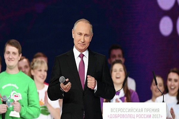 Putin re-elected president in landslide victory