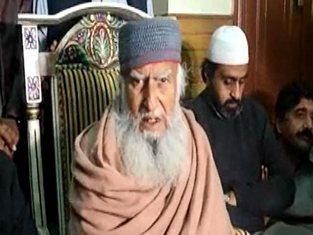 پیر حمید الدین سیالوی نے مسلم ليگ نون کو چھوڑ دیا