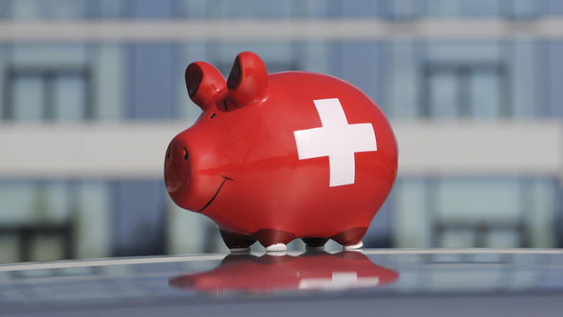 ۲۱۳ میلیارد دلار از داریی روسها در بانکها سوئیس توقیف می‌شود