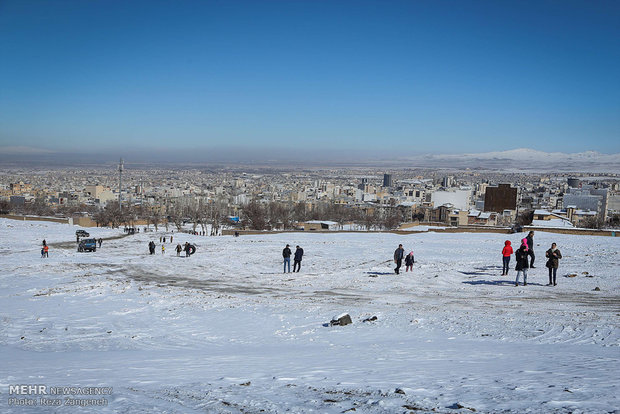 1st autumn snow in Hamedan