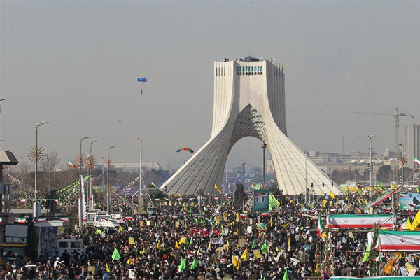 تولید آثار داستانی با محوریت راهپیمایی حمایت می شود