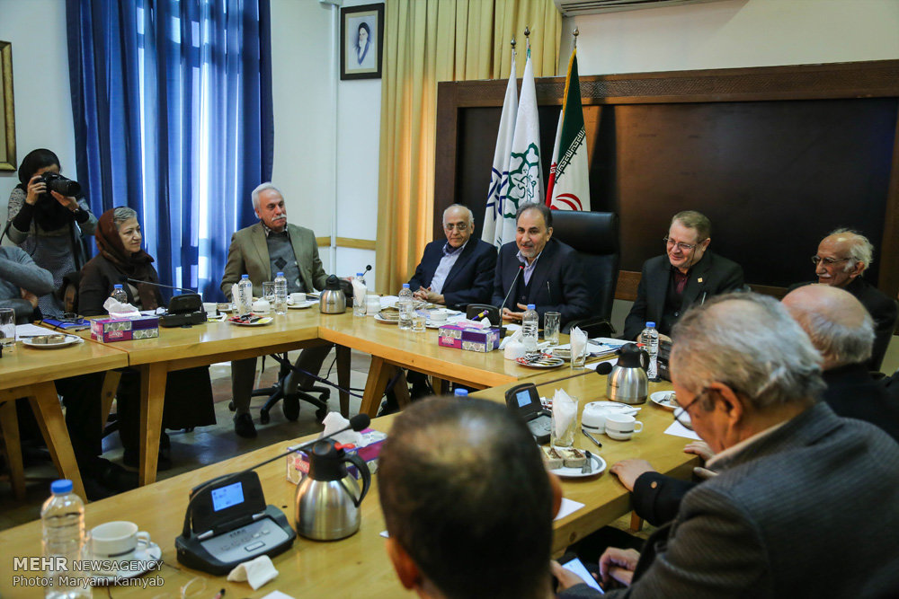 بازدید شهردار تهران از خانه هنرمندان