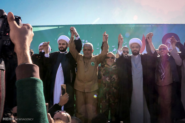 احتفال "النصر" بحضور قادة المقاومة الاسلامية في النجف الاشرف