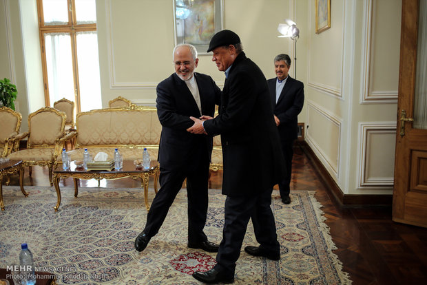 Zarif bids farewell to envoy, meets D-8 Sec. Gen.