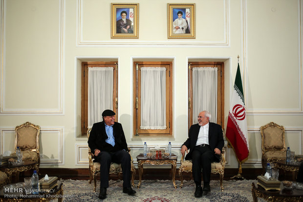 Zarif bids farewell to envoy, meets D-8 Sec. Gen.