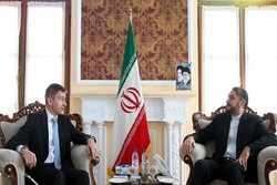 ایران از اتخاذ راه‌حل سیاسی در یمن حمایت می‌کند