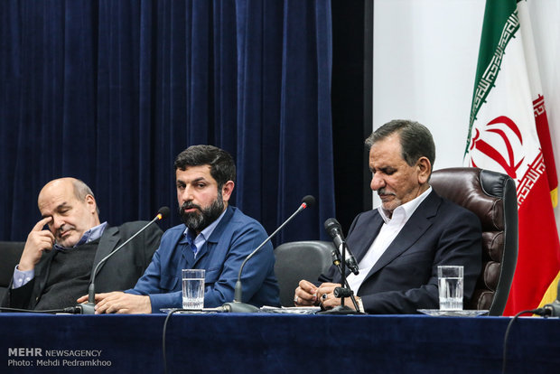 تدشين مصنعين للفولاذ في خوزستان بحضور جهانغيري