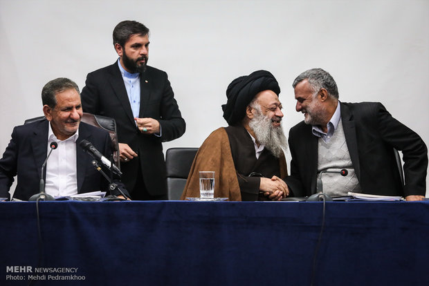 تدشين مصنعين للفولاذ في خوزستان بحضور جهانغيري