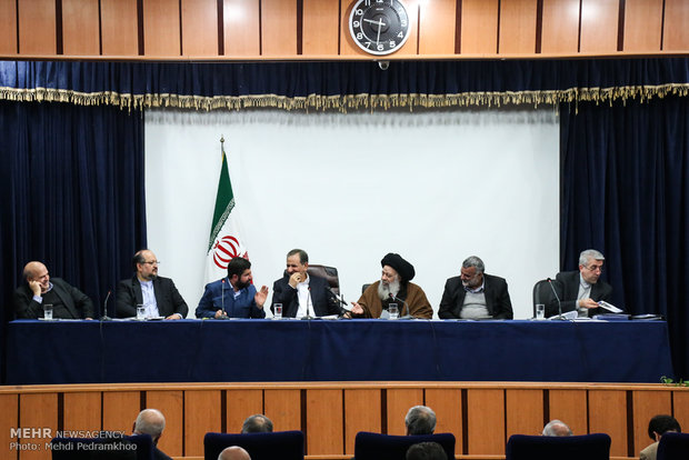 تدشين مصنعين للفولاذ في خوزستان بحضور جهانغيري