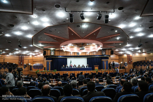 تدشين مصنعين للفولاذ في خوزستان بحضور جهانغيري