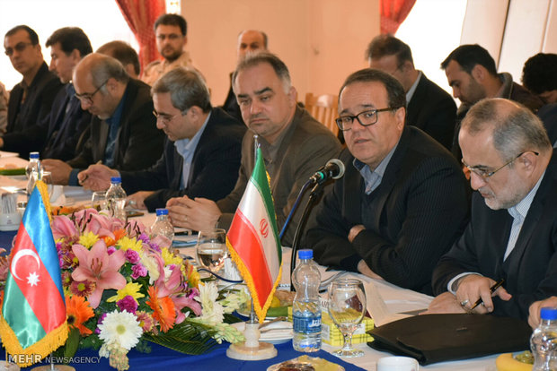 Iran, Azerbaijan railway officials gather in Astara