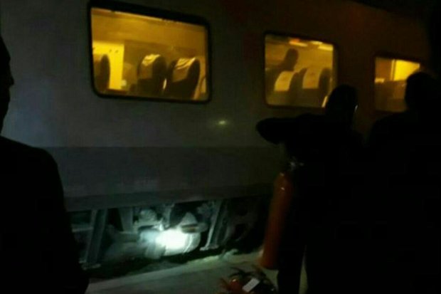 آتش در قطار حومه ای تهران- ورامین