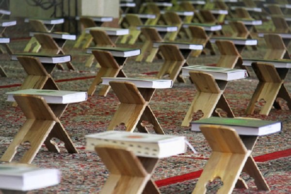 برپایی بیش از ۱۰۰ محفل خانگی قرآن در دزفول