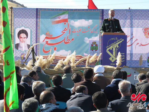  خدمت رسانی۴۰۰ گروه جهادی و ۳۲ سپاه استانی در مناطق زلزله زده