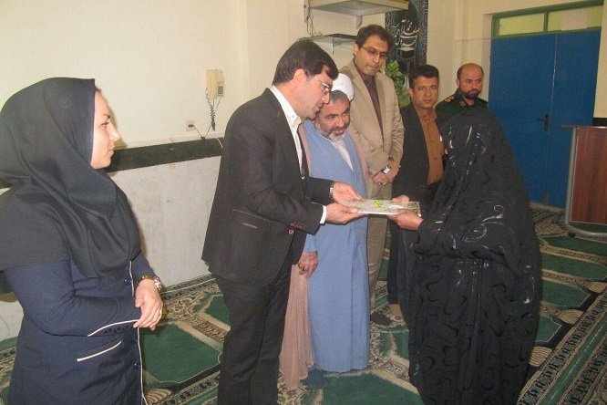 https://media.mehrnews.com/d/2017/12/13/4/2661838.jpg