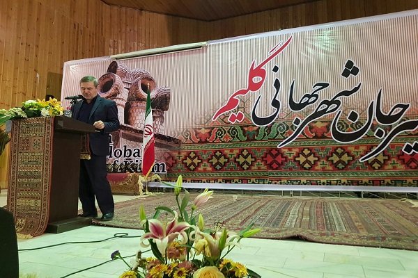 نگران اعتبارات در بخش صنایع دستی هستیم