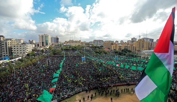 اصابة القيادي في حركة حماس عماد العلمي بجراح خطيرة
